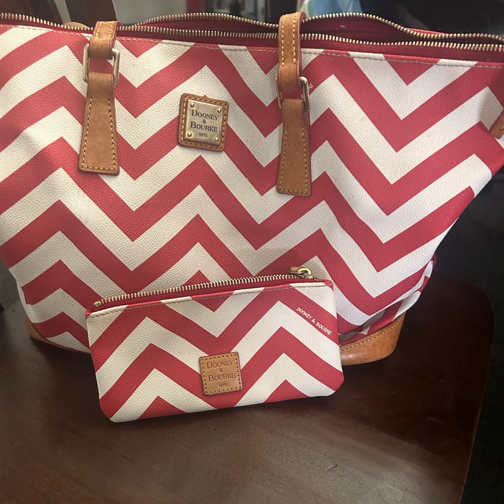 Dooney and Bourke purse and wallet